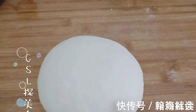 馒头吃腻了,试试这个面食,筋道咸香,连吃三个都不够