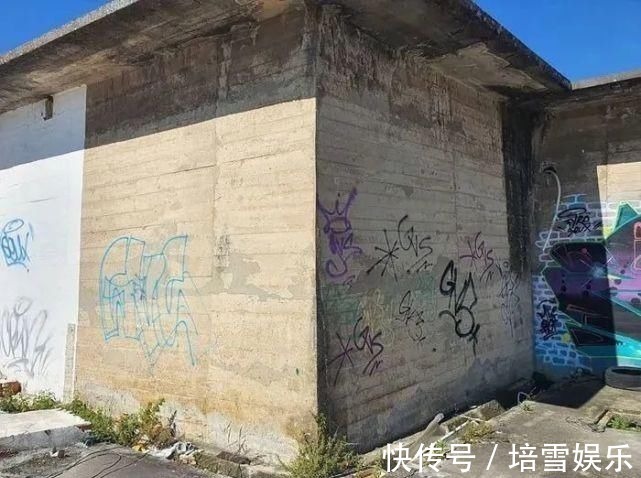 3d&这才是裸眼3D画,让人怀疑自己的眼睛,其他的立体画都弱极了