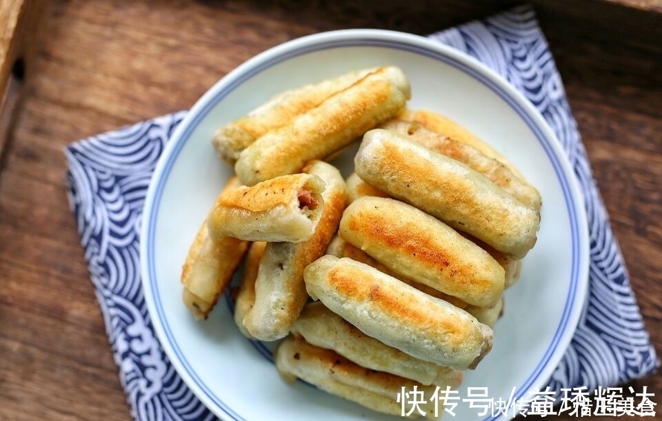 火腿肠|莴笋新吃法,皮薄馅足,清淡鲜香,吃再多也不腻,比炒的香多了