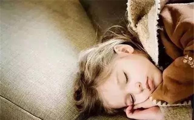 亲子关系|晚上这个点睡,孩子会比一般人更聪明!家长一定要看