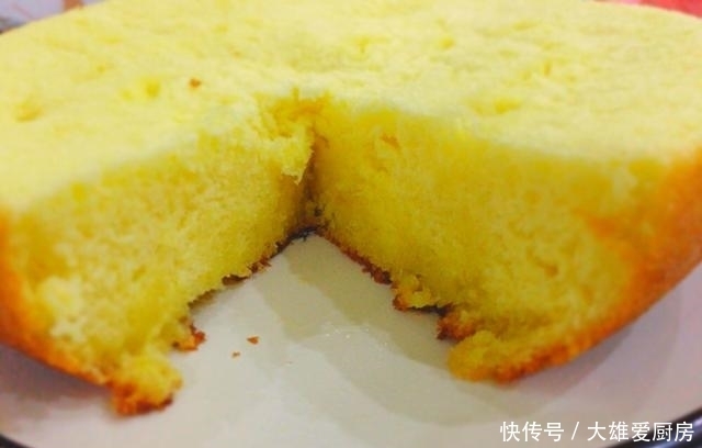蛋糕最简单的做法，不用分离蛋白蛋黄，蓬松暄软，没有烤箱也能做