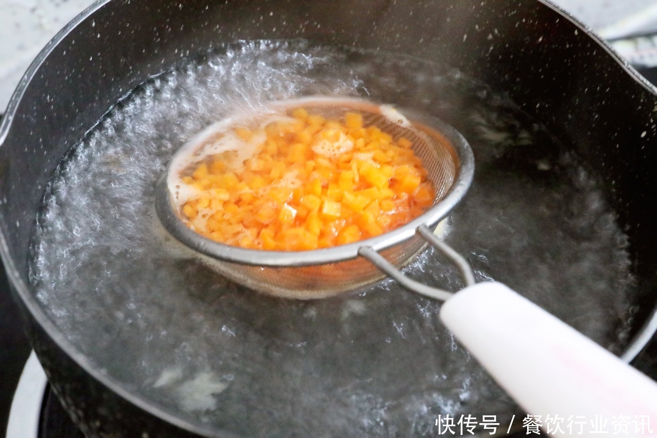 芝士|芝士和土豆结合在一起,奶香四溢营养丰富,一家全爱吃,特解馋!