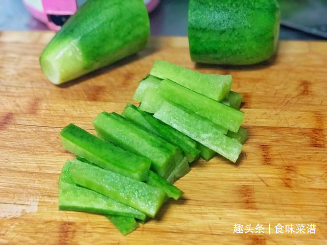 开胃|晒萝卜干的季节到了,香辣开胃小菜,教你在家做,干净卫生无添加