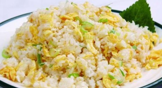 维生素|孩子挑食不爱吃主食白米饭,多做黄金饭,香甜软糯,补充维生素