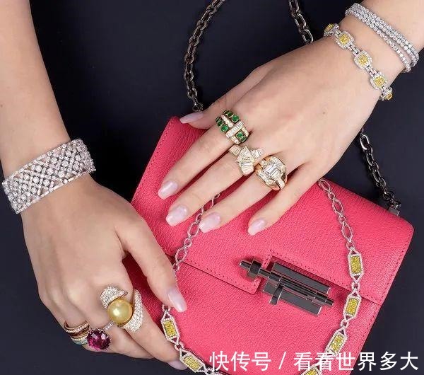 戒指 7月24至27日珠宝网拍逾120件迷人珠宝照亮盛夏!