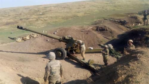 战俘|俄媒曝光阿亚战场惨状，阿塞拜疆虐杀战俘，反绑双手挨个枪决