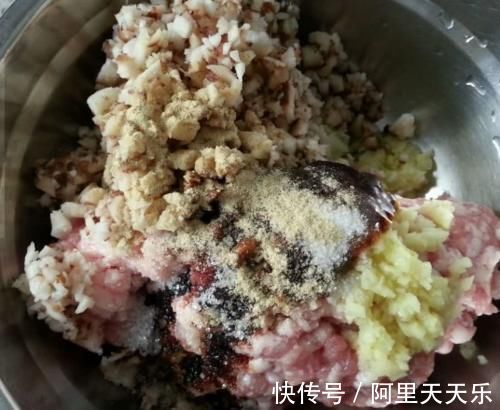做肉馅饺子，这3种“料”必须加，饺子美味不油腻，越吃越香！