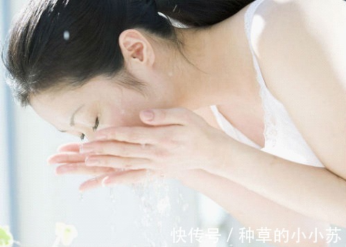 油痘肌|皮肤科主任建议:别被这些“假氨基酸”洗面奶骗了,小心真的烂脸