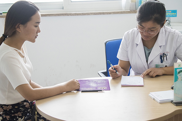 甲状腺肿大|硬是把结节拖成了癌症女子查出“最懒的癌”，丝毫不当回事