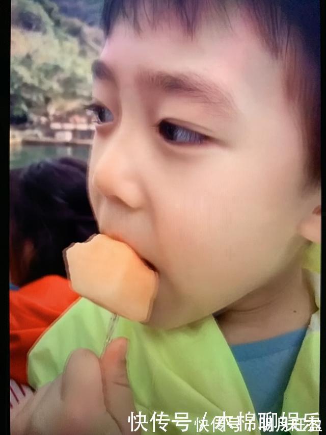 海姆立克急救法|3岁男童樱桃卡喉,父母两个“果断”令医生称赞,家长们也要学会