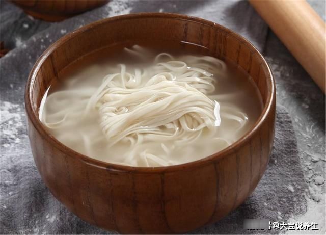 小麦|减肥的人，吃面条和馒头哪个更容易发胖？别傻傻搞错了！