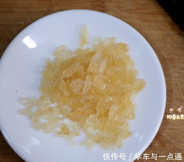 家庭式卤牛肉,配点自制蘸料,过瘾!