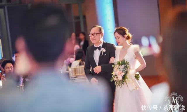 美图|阿娇婚礼高清美图来袭, 哭得眼红红的新娘子还是很美啊