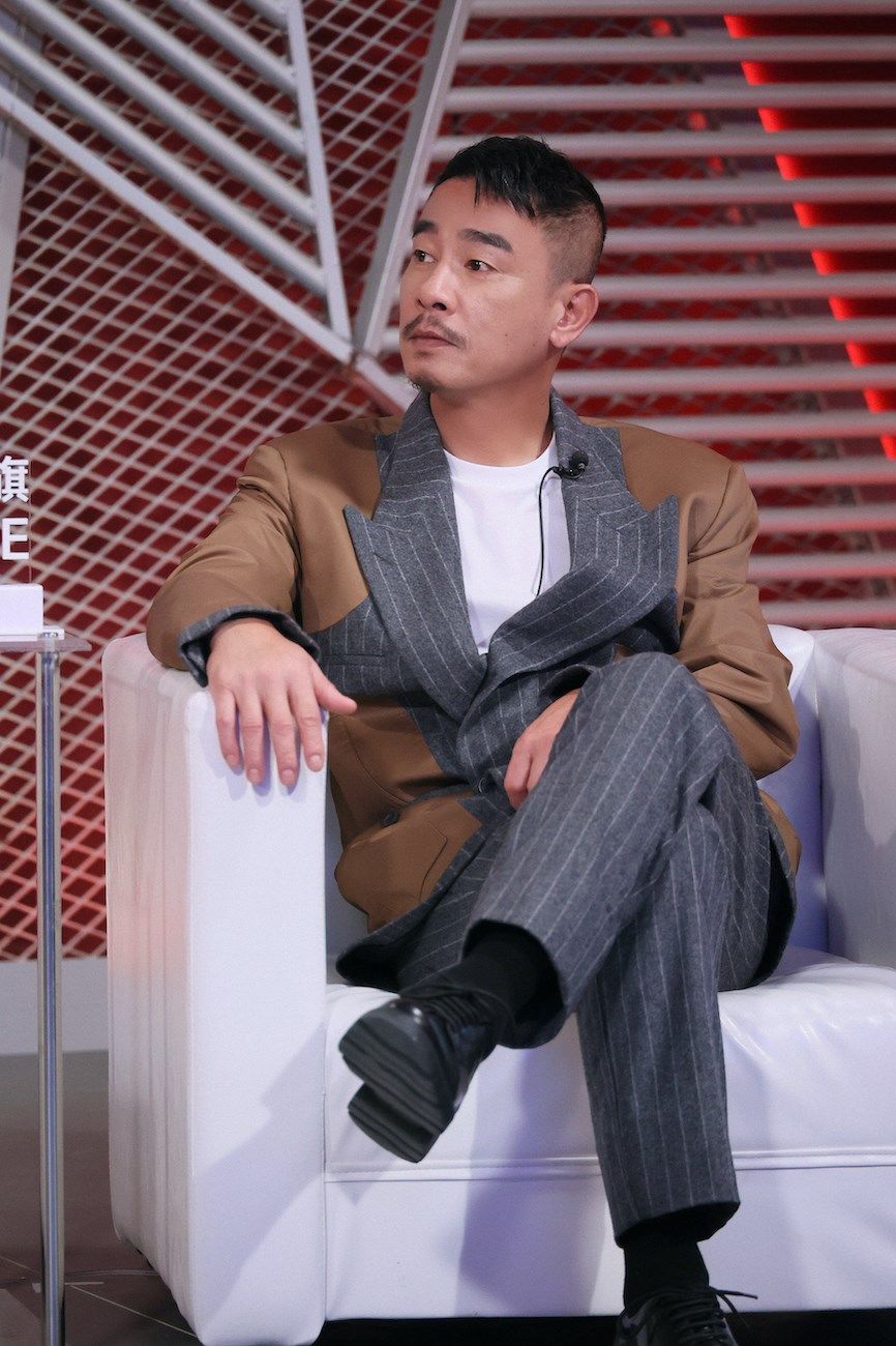  示爱|光明优倍《中国梦之声·我们的歌》第二季G.E.M.邓紫棋大胆示爱李玟，王源GAI争抢陈小春