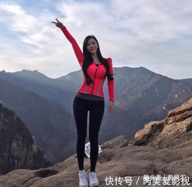 海贼王女帝|韩国女模被称真人版“海贼王女帝”,看到身材后,网友:爱了爱了