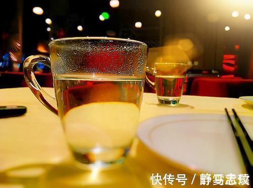 毒药|有传言说:家里的凉白开是毒药,一口都不能喝,这是不是谣言?