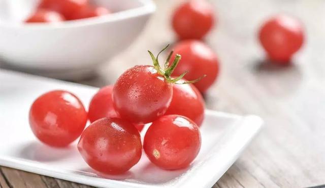 阳台种盆菜,比花还好看,结果还能吃,别提多美了