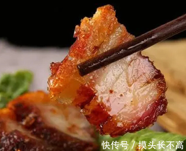 脆皮烤肉|脆皮烤肉来啦,它有多脆多香,亲自感受才知道