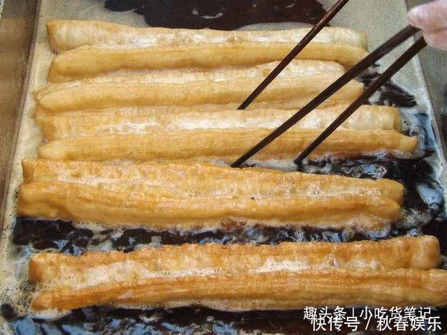 油条怎么做?详细步骤教你自己在家里做油条,简单自制健康早餐