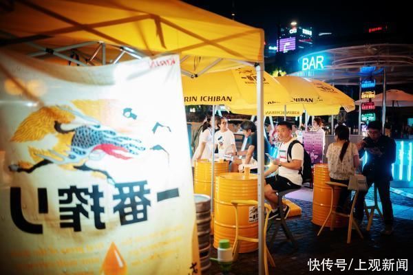 夜市|逛吃大全：新一期的“外滩枫径”，满足对夜市的所有想象……