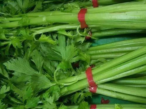 芹菜的“死對頭”，兩者不能同食，尤其最后一種，早知早受益