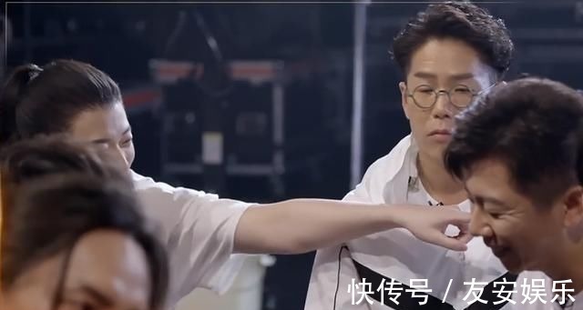 《披荆斩棘的哥哥》陈小春挺兄弟秒变山鸡哥，张云龙言承旭很好磕