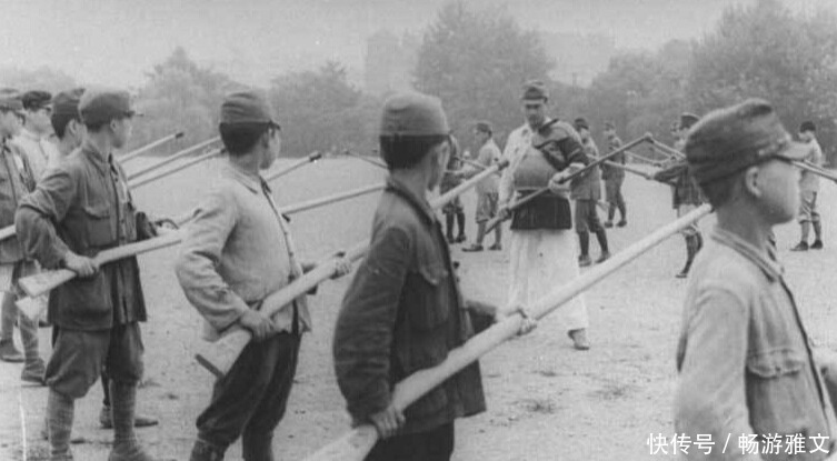 照片|战败前夕的日本有多疯狂?这些照片令人愤怒,难怪美国要用原子弹