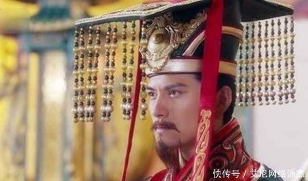 兵力|官渡之战中为何曹操缺粮而袁绍不缺？因为袁绍比曹操更擅长断粮草