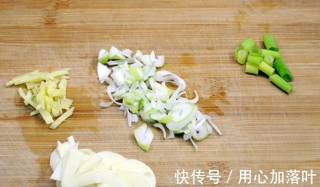 西红柿猪肉豆腐丸子！