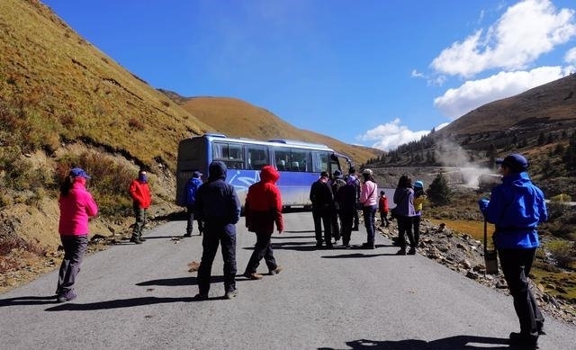 铁匠山|跨过入藏的门槛，来到康巴寻找大地的眼睛——格聂之眼