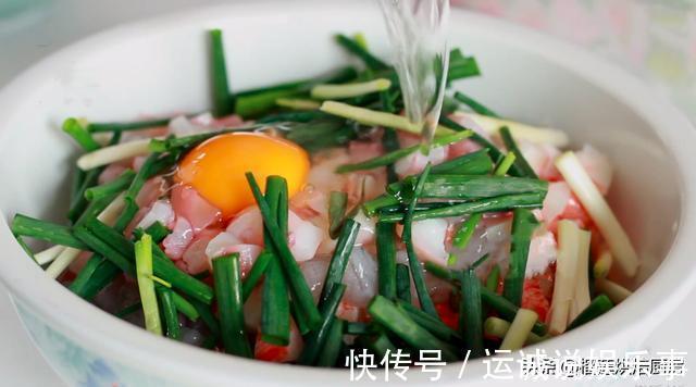 章鱼|虾仁章鱼蟹肉海鲜大咖云集的海鲜饼来了,简单美味口口鲜嫩满足