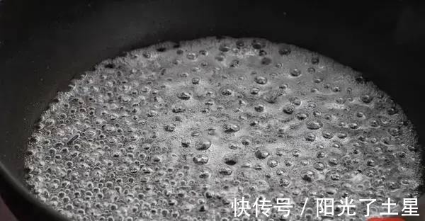 开胃|红薯这样做太惊艳了，香甜软糯又开胃，出锅盘子都被舔干净！