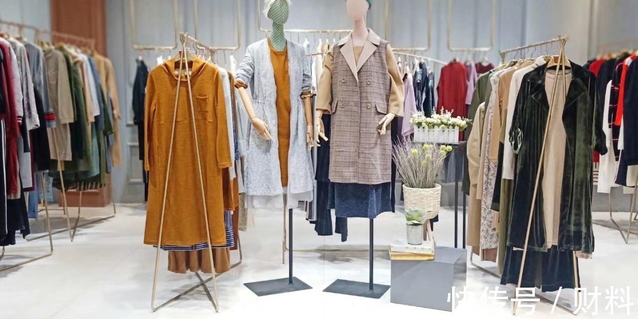租金|实体店一件衣服500元，电商却只卖几十块？内幕被揭开，你还买吗