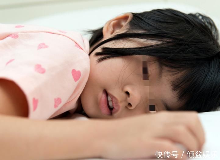 初潮|女儿初次来例假的时间很重要,早于这个年纪,以后可能难长高