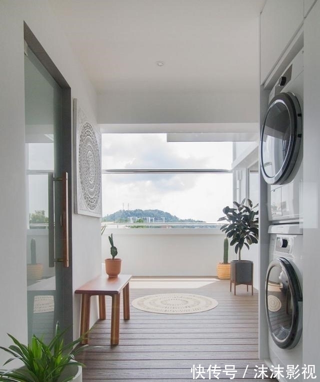 舒适度|135㎡的复式，删繁就简舒适度满分，我愿称之为我心中的“白月光”