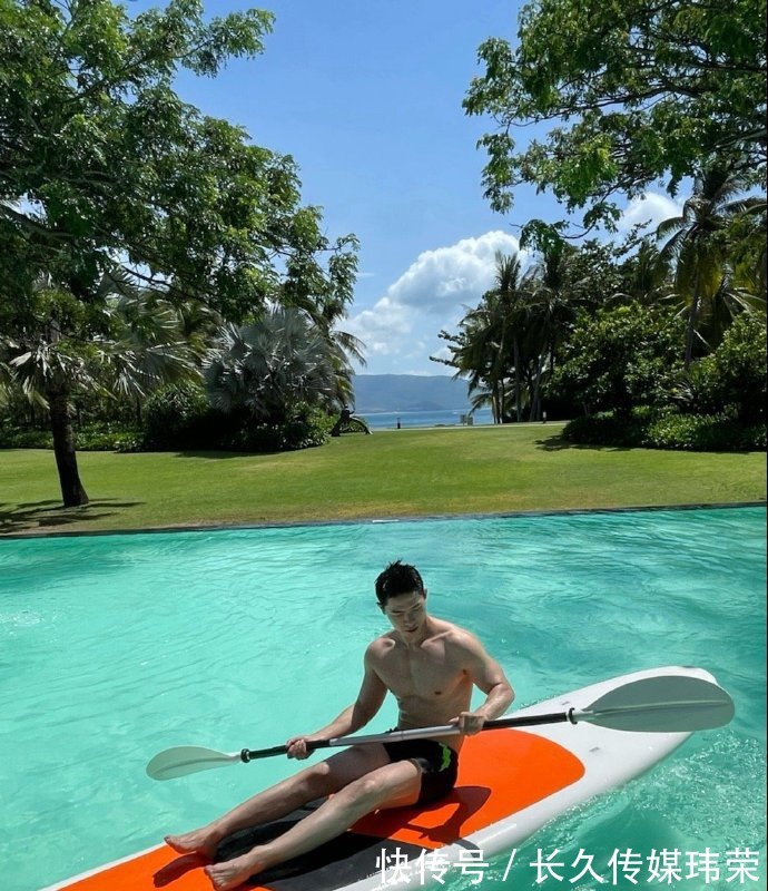 健身|满身肌肉的杭州大男孩，精致帅气，健身锻造出漂亮胸肌人鱼线！