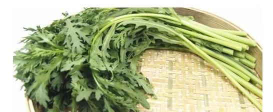 茼蒿为什么叫“皇帝菜”？吃茼蒿的7个好处和3个禁忌你了解吗