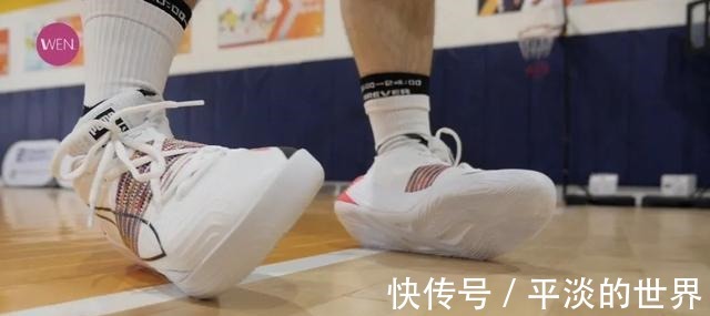 实战鞋 顶级的中底,翻车的鞋面,fusion nitro实战!