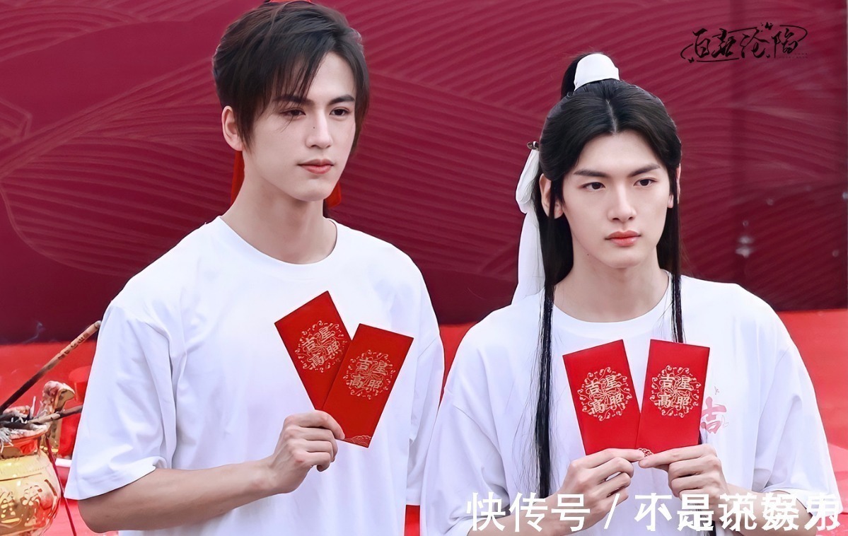 翟潇闻|《天官赐福》定妆照公开！站姐晒路透图被骂，粉丝都不敢认领
