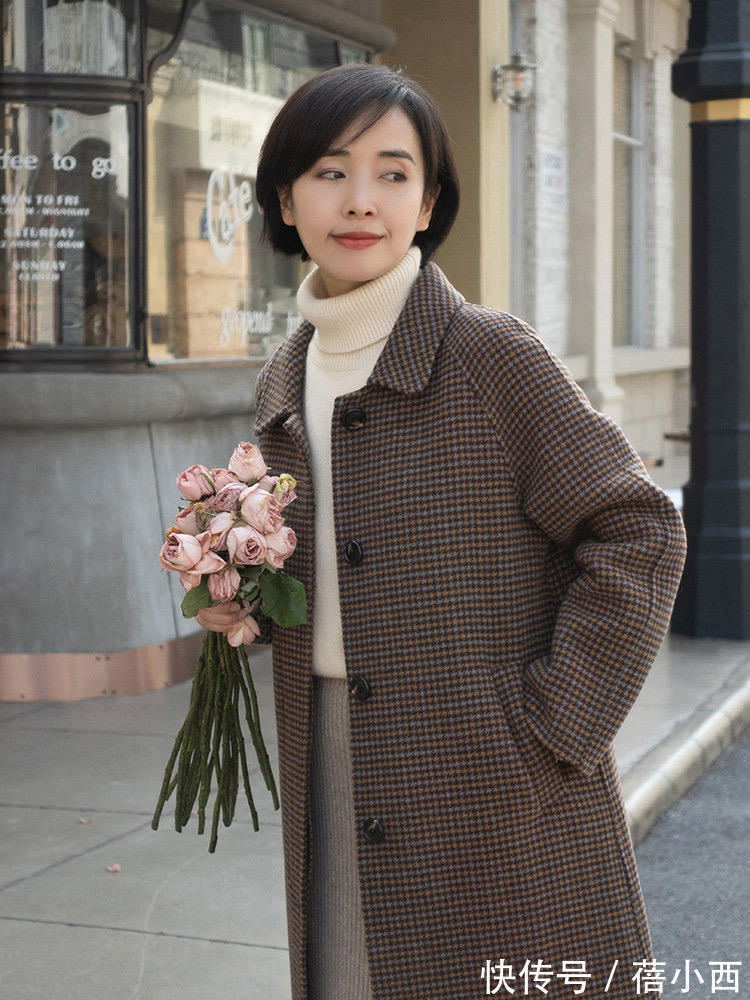 内衬 什么?大衣要这样穿才好看!掌握这6款穿搭技巧,秒变气质女人!