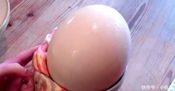 中国|看中国人吃的荷包蛋,再看看外国人吃的荷包蛋,网友“没有对比就没有伤害”