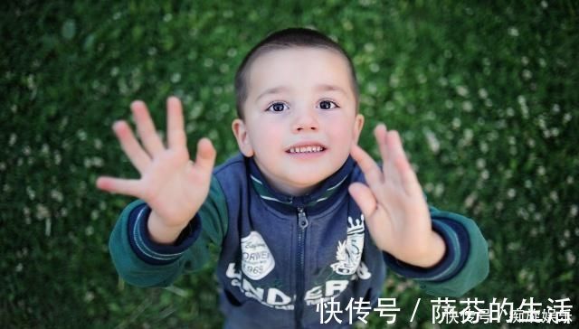 人才|这两句话胜过千言万语，会让孩子主动的进步成为优秀的人才