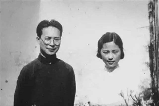 求爱|“低情商”沈从文的卑微求爱史:我烧死了自己,却没能点燃张兆和