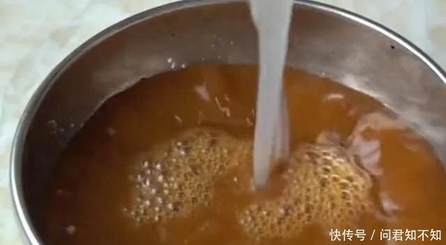 过瘾|白萝卜最好吃的做法,不水煮不油炸,鲜嫩又多汁,一口一个真过瘾