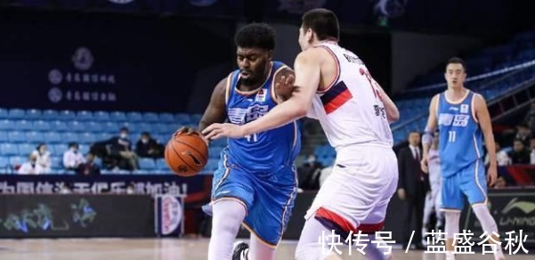 內(nèi)線|馬布里25次失誤恐遭連敗，楊鳴禁區(qū)碾壓深圳隊(duì)邱彪無力回天！