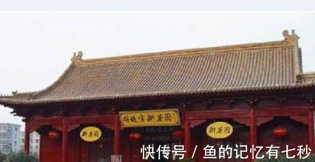 康熙年间|我国最大的故宫被誉为“世界第一宫殿”，比首都故宫大29万平米