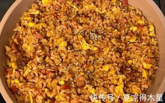 不要再给孩子吃白米饭了,跟着学这六款炒饭吃法,好吃到停不下来!