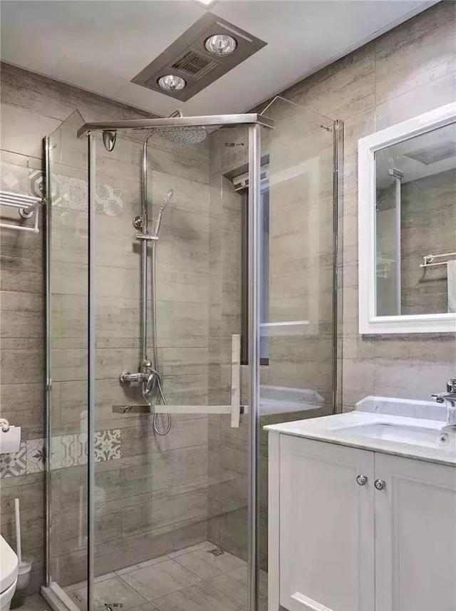 卫生间隔|卫生间就这样装非常漂亮,洗澡也方便,一天连洗三次都不过瘾