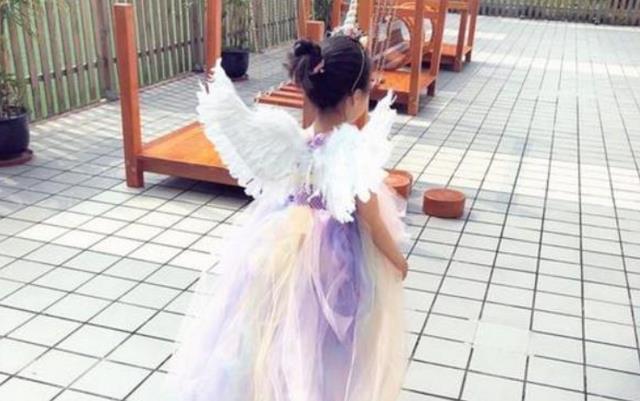 教学|“别给女孩穿裙子”10年教学经验幼师发言:再不醒悟就晚了