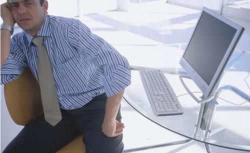 诱发|花费5000块去医院治疗颈椎病，不如在家试试1个神秘方法